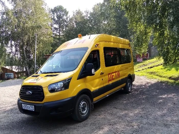 В Красноярском крае для воспитанников спортшкол приобрели 5 новых автобусов
