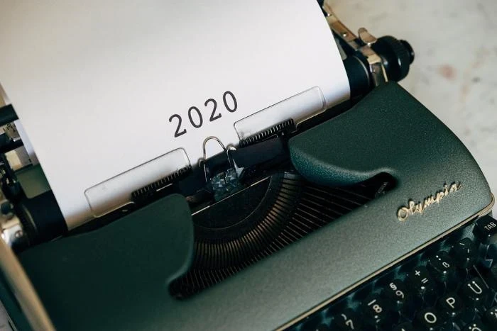 Итоги 2020 года для Сибири, России и мира: пандемия, беспорядки и новая жизнь