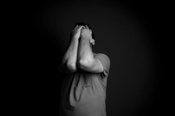 sadness-5520343_960_720.jpg