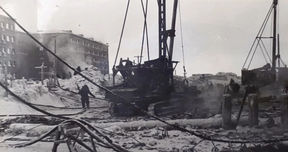 1959-god.-ustanovka-pervyh-svaj-v-norilske-po-novovmu-metodu-1024x540.jpg