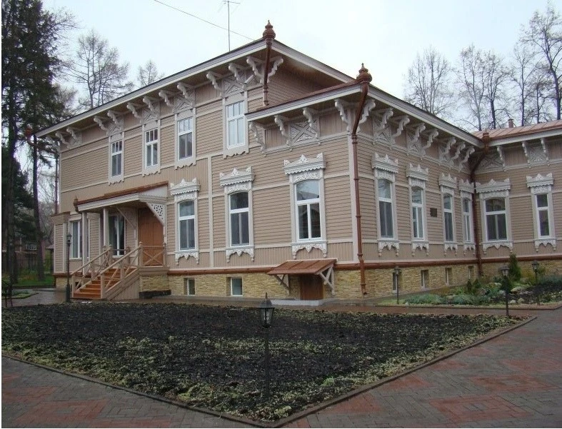 дом крацианова.jpeg