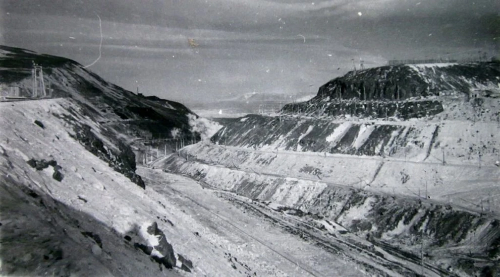 rudnik-ugolnyj-ruchej-karer-1959g-01-1024x569.jpg
