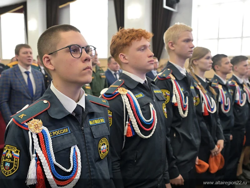 Алтайскому «Динамо» -100 лет: спортсменов поздравили и традиции поддержали