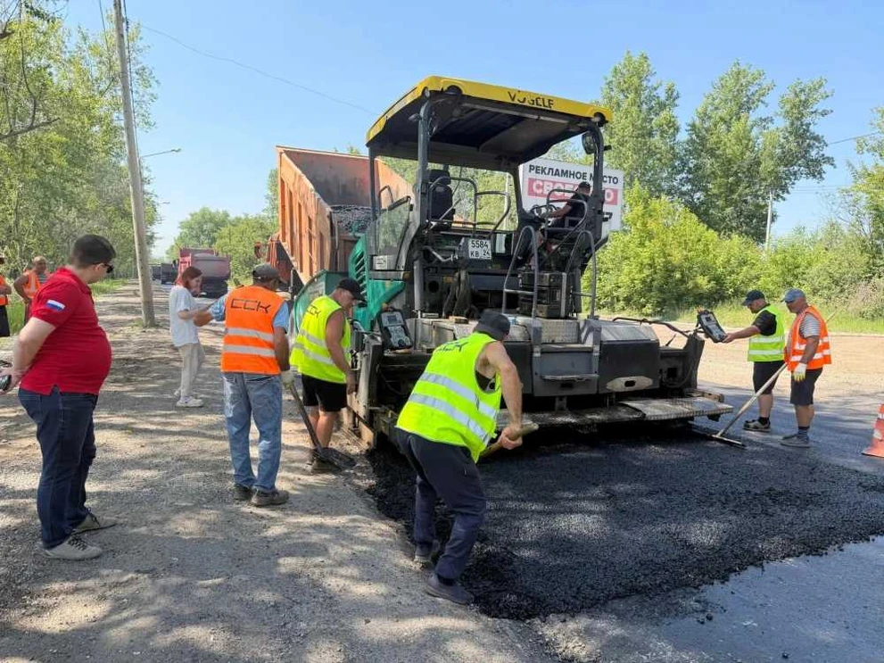 В Красноярске активные дорожные работы ведутся на улице Рязанской 