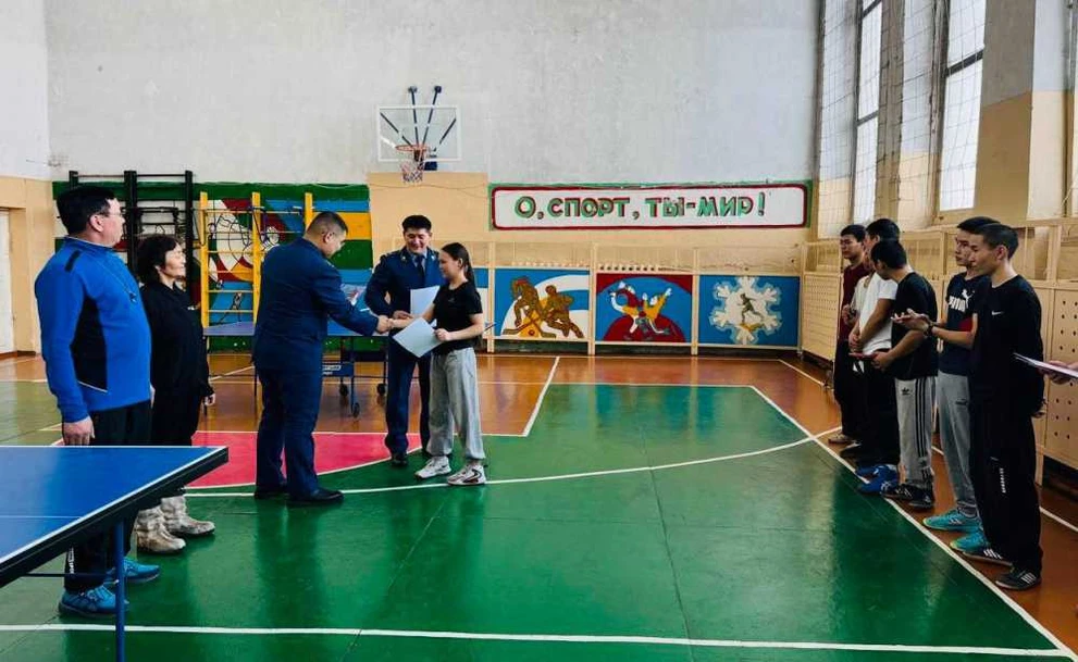 В Тыве для старшеклассников прошел турнир по настольному теннису