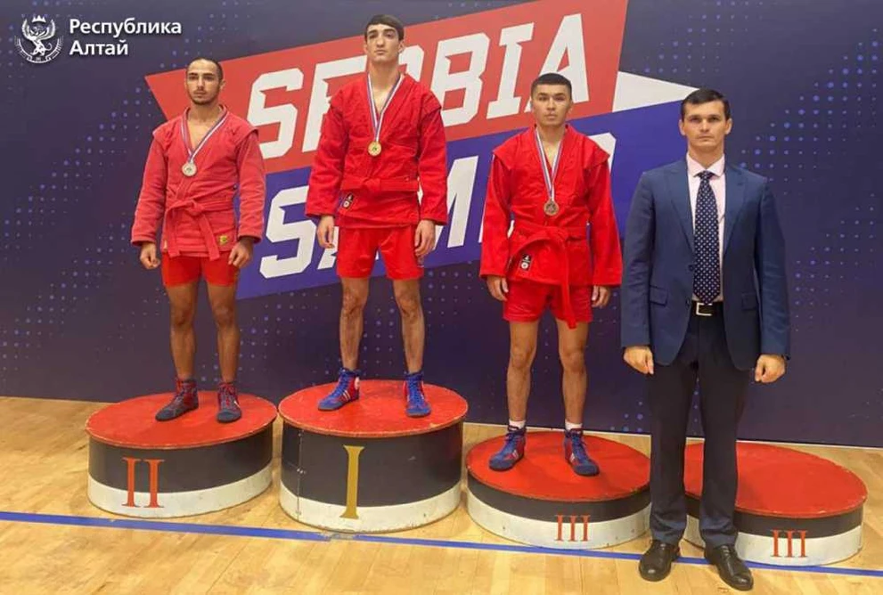 Алтайские студенты завоевали медали на Кубке Европы по самбо