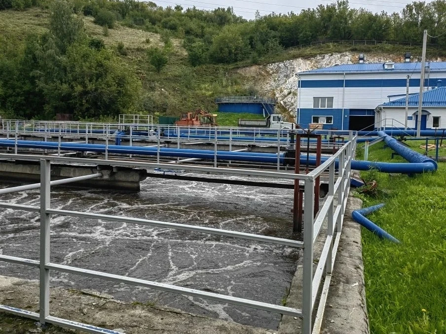 В Горно-Алтайске боролись ночью с водной стихией