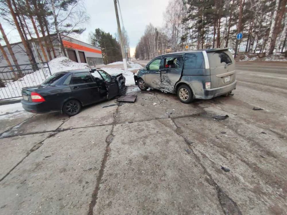 В Красноярском крае в результате ДТП пострадали три ребёнка