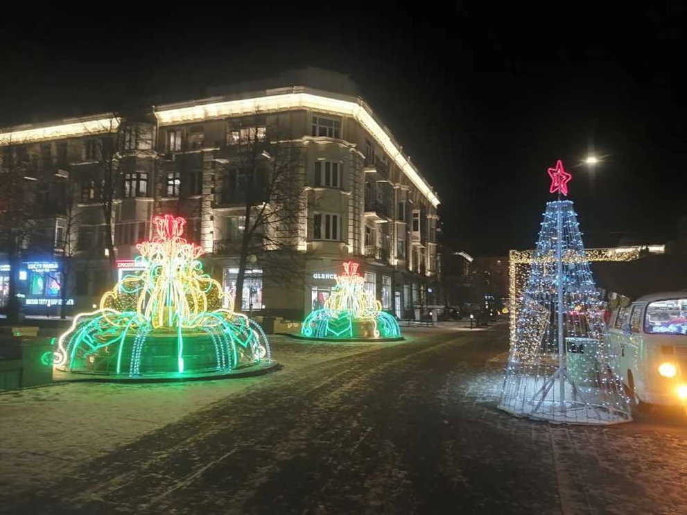 В Красноярске в Центральном районе к Новому году украсят порядка 650 объект