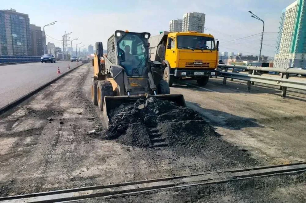 В Красноярске начался очередной этап ремонта путепровода на ул. Авиаторов