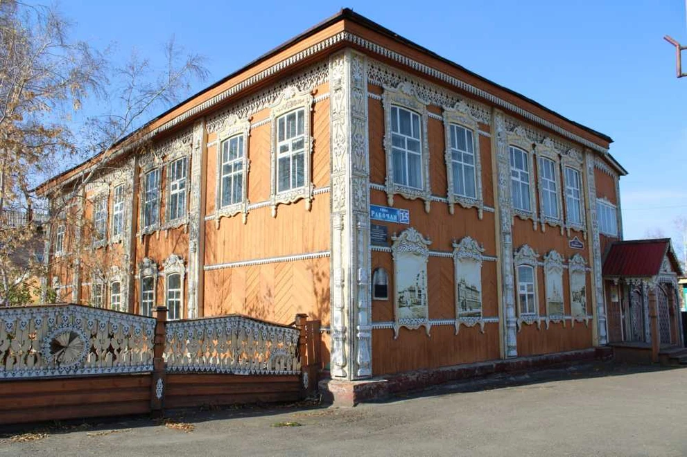 Бизнесменам в Кузбассе предлагают дома за рубль 