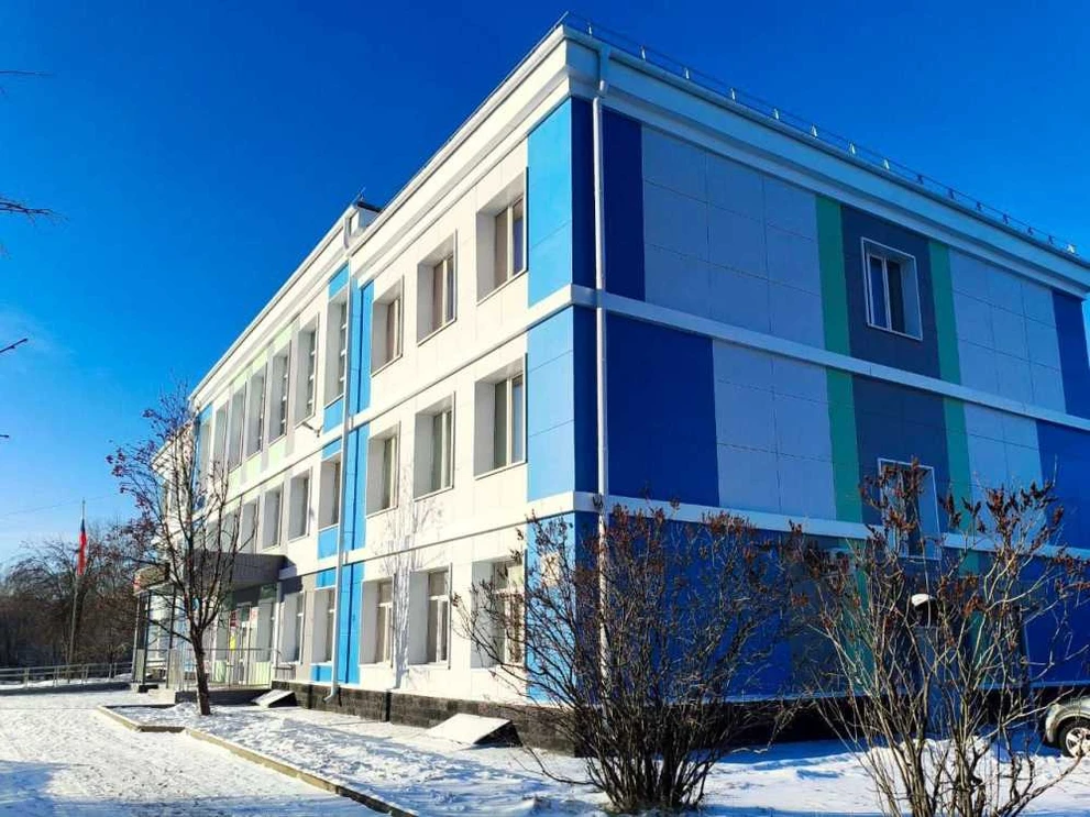 В Красноярском крае к юбилею обновили старейшую школу Железногорска 
