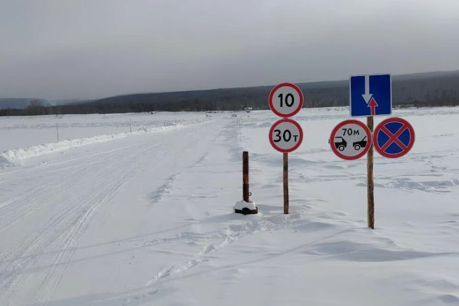Из-за потепления падает «грузоподъёмность» ледовых переправ в Иркутской области
