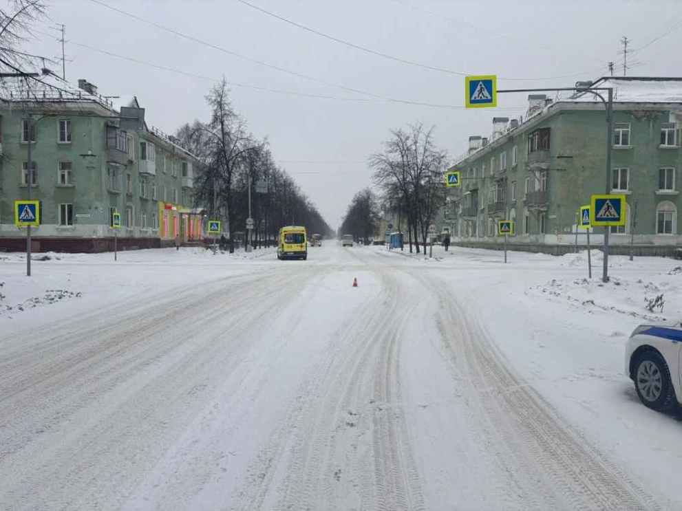 В Томской области машина скорой помощи сбила пенсионерку