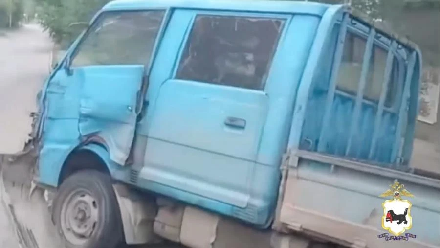 В Иркутске задержали мужчину, который за ночь угнал и разбил два автомобиля