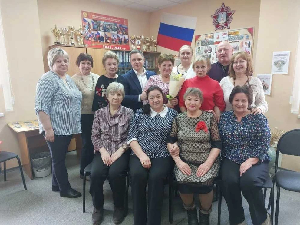 В Красноярском крае «Единая Россия» поздравляет женщин-волонтеров с Международным женским днём