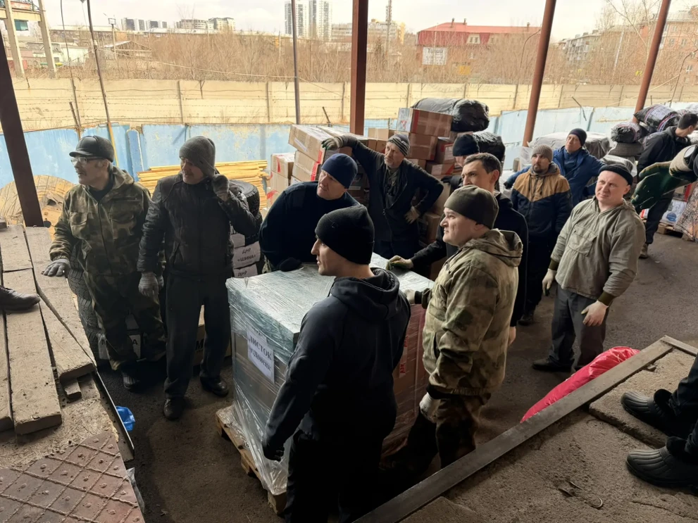 Гуманитарный центр «Единой России» отправляет очередные 132-ю и 133-ю фуры в зону СВО