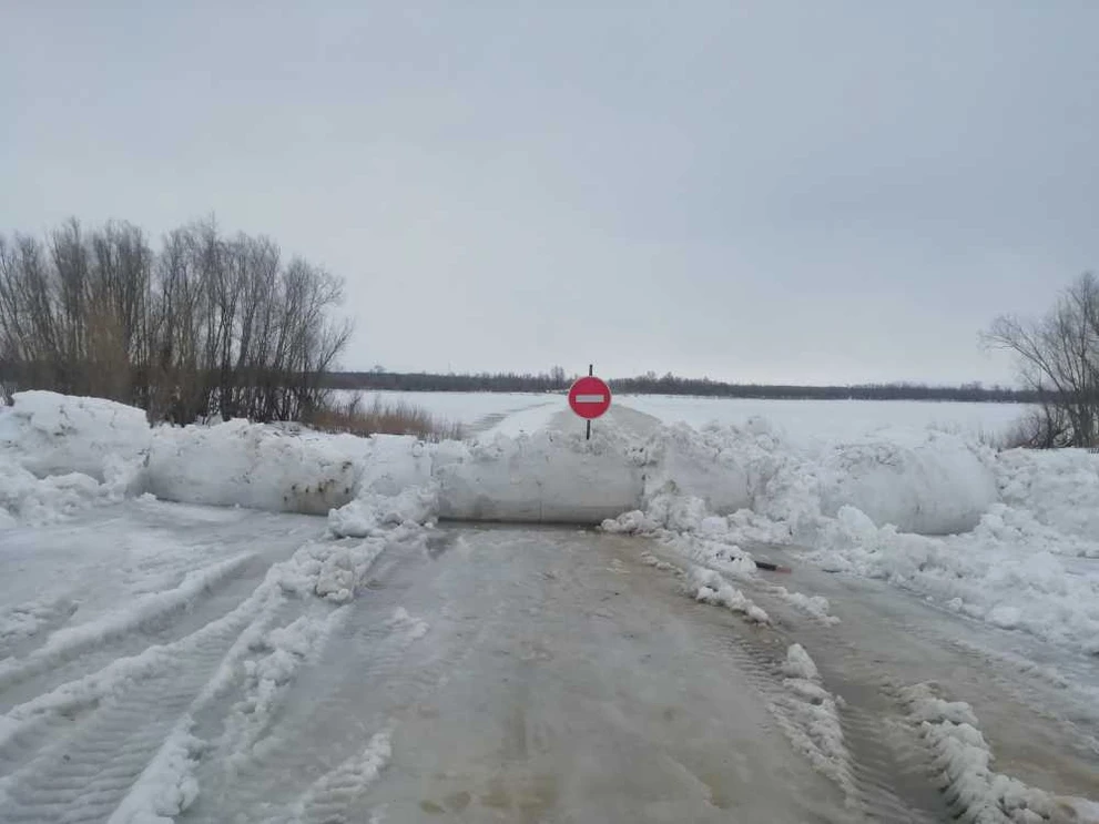 В Томской области закрыли зимники и ледовые переправы в нескольких районах