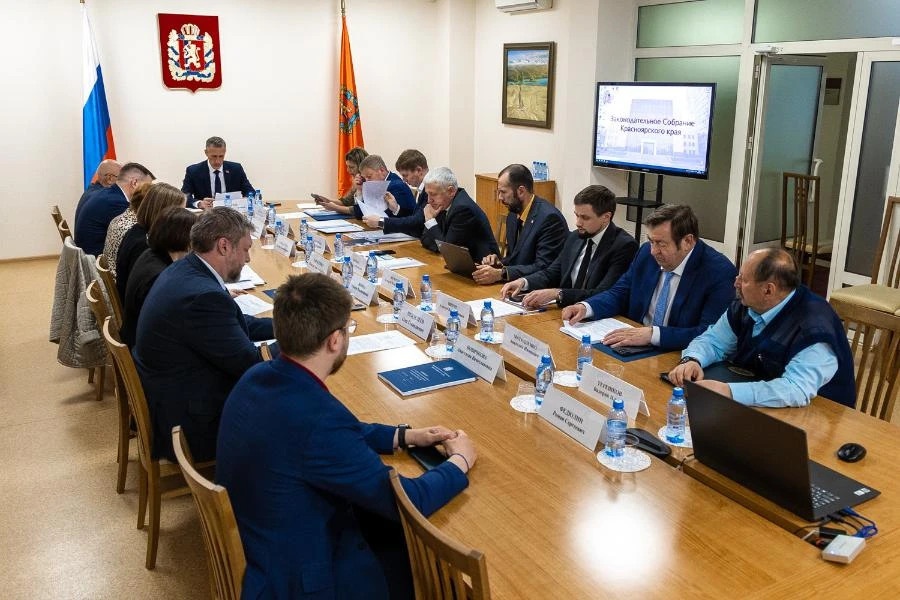 В Красноярском крае за 3 года отремонтировали около 3 тысяч многоквартирных домов