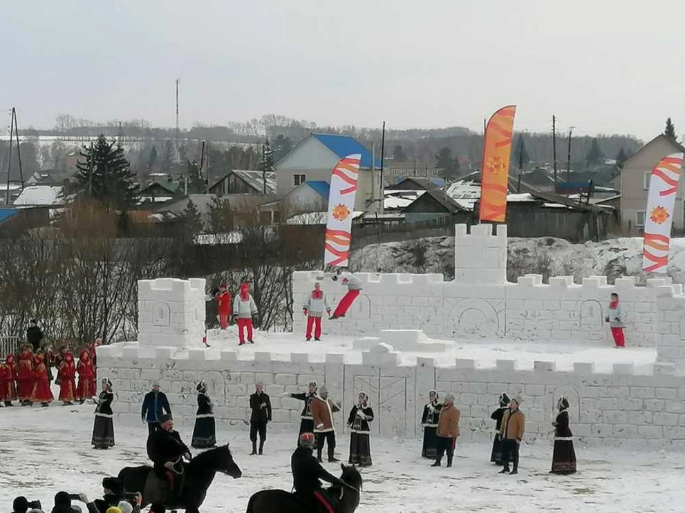 Красноярцев приглашают в Сухобузимское на фестиваль «Сибирская Масленица»  