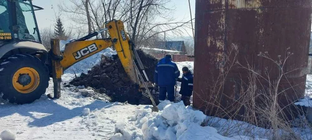 Морозы сковали водопровод в кузбасском селе 