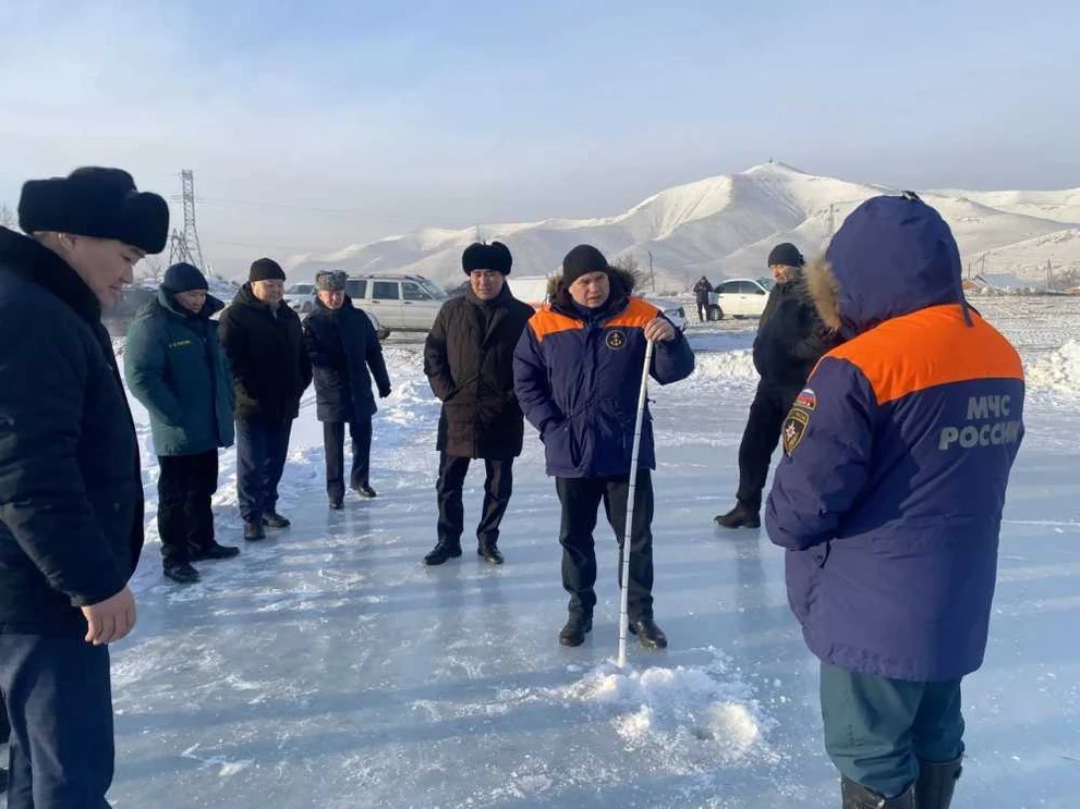 Крещение в Туве пройдет без купаний из-за опасного льда на Енисее