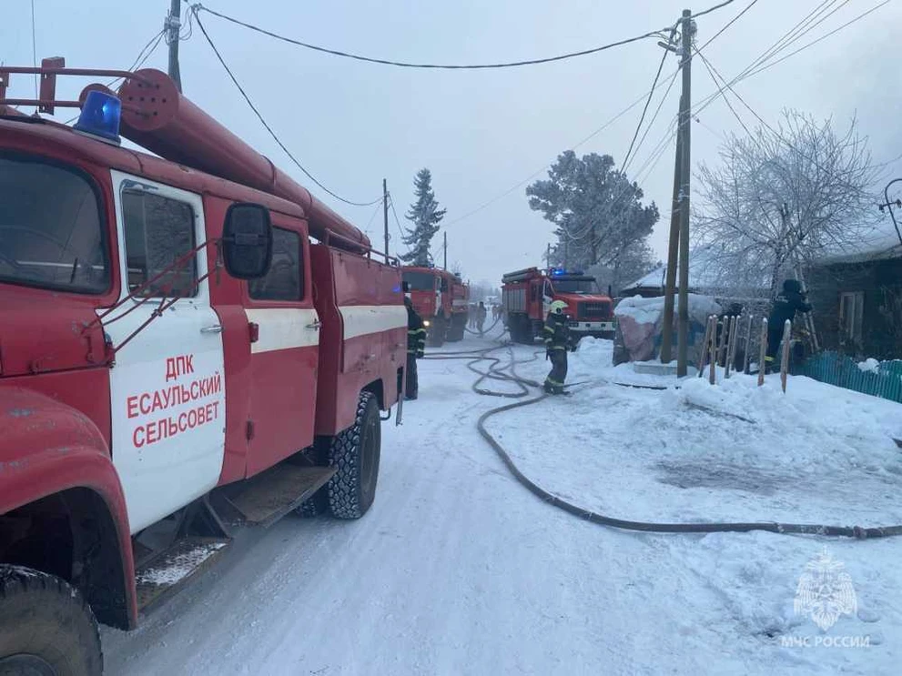 В Красноярском крае произошёл пожар из-за разгерметизации газового баллона 