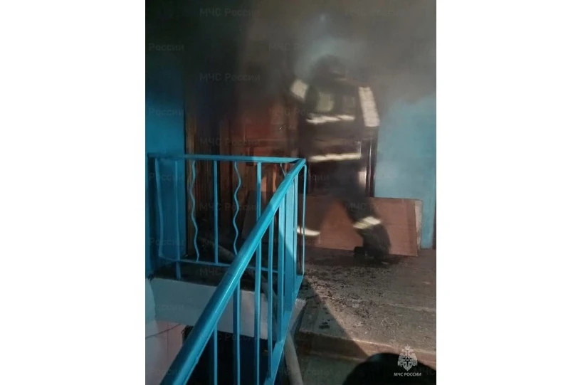 В Иркутской области на пожаре в многоквартирном доме погиб мужчина