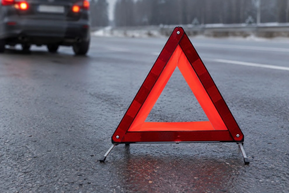 В Иркутске в ДТП сгорел автомобиль