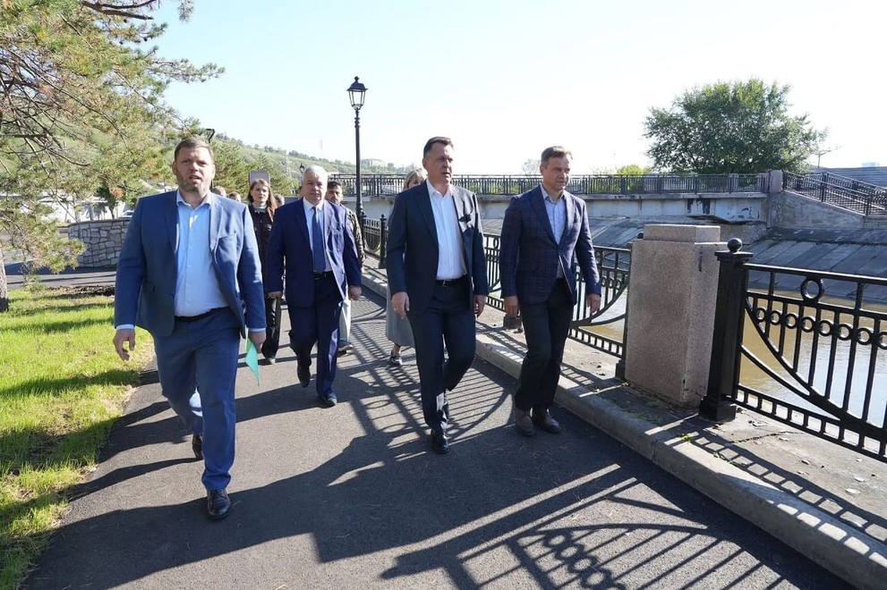 Глава Красноярска проверил ход благоустройства общественных пространств
