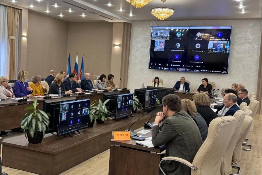 В Иркутской области обсудили подготовку кадров для Федерального центра химии