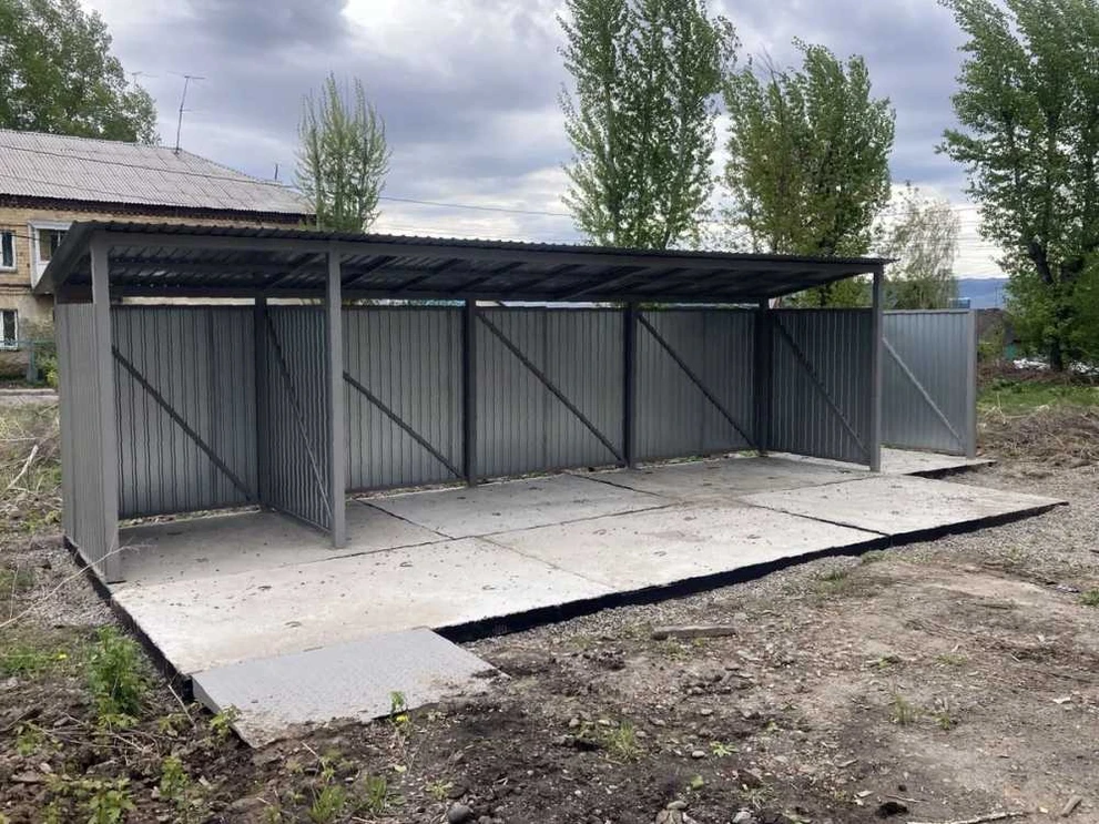 В Центральном районе Красноярска обустраивают новые площадки сбора ТКО