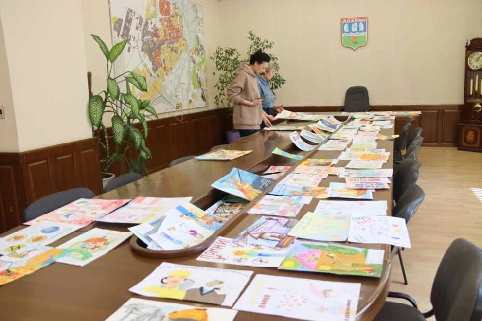 Для школьников из столицы Хакасии проходит конкурс комиксов по охране труда 