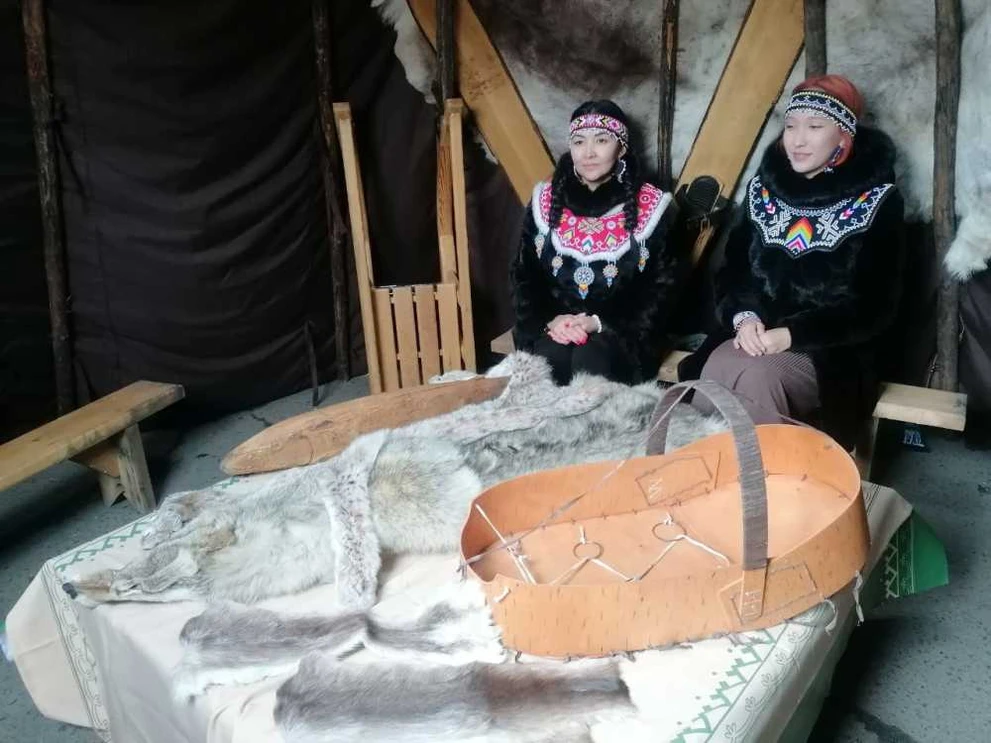 В Красноярском крае женщины ведущие быт в чумах получат соцподдержку 