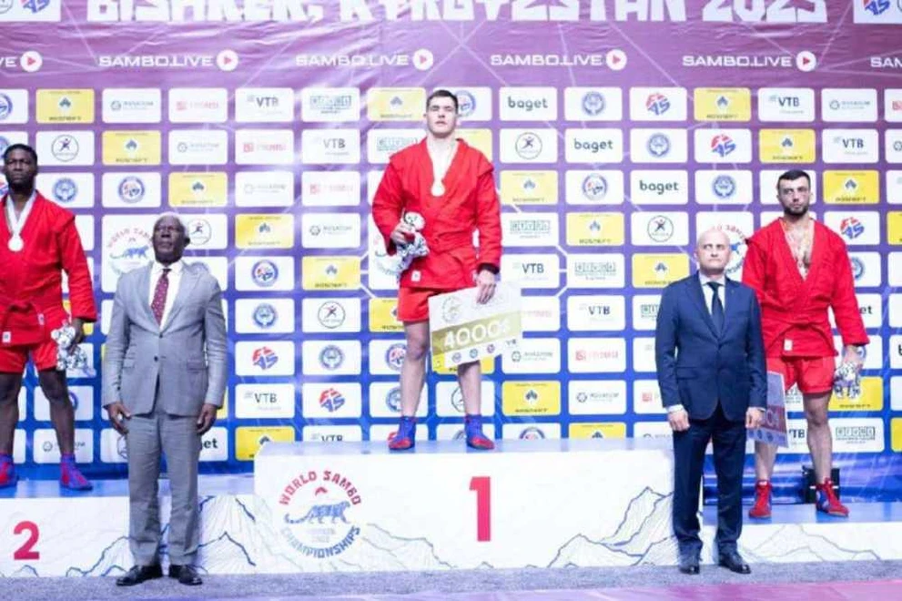 Самбист из Республики Алтай стал чемпионом мира