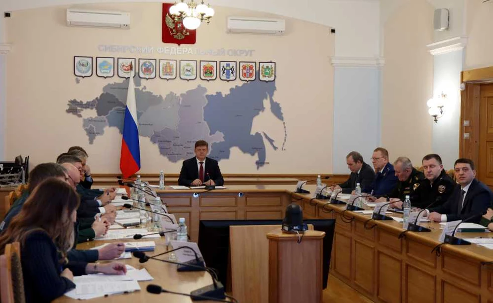 Губернатор Красноярского края принял участие в совещании СФО по предупреждению и ликвидации ЧС