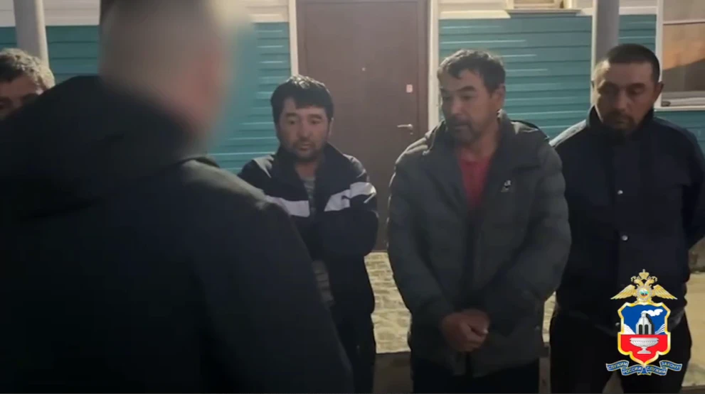 В Алтайском крае выдворили шестерых мигрантов-нелегалов