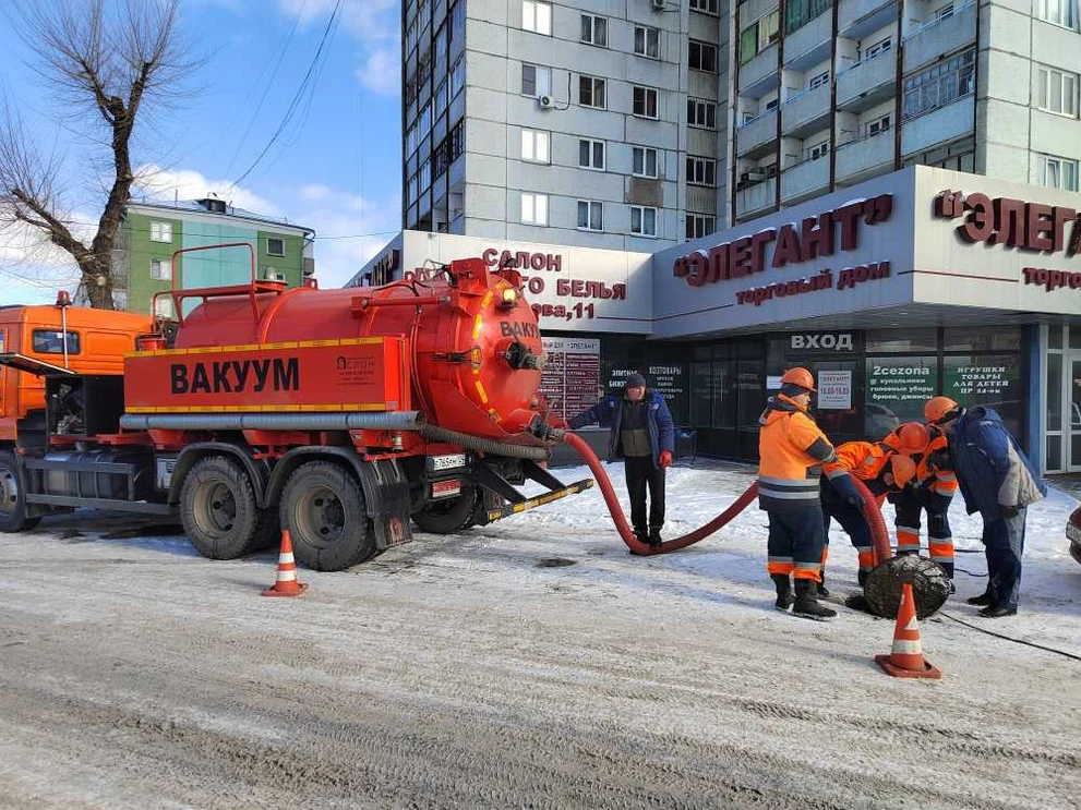 До 60 заявок на чистку сетей водоотведения поступает за сутки от красноярцев 
