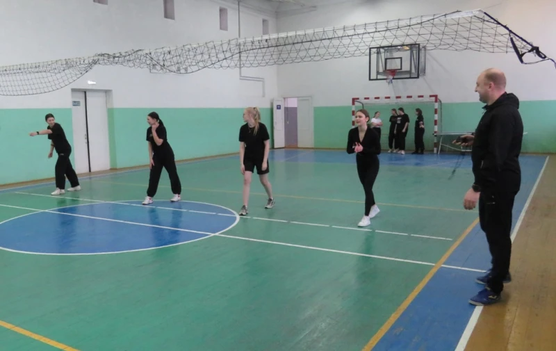 Сотрудники ОВД проверили физподготовку курсантов полицейского класса Красноярского края