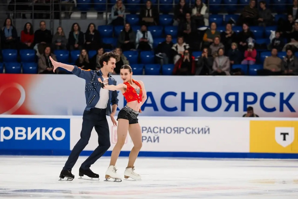 В Красноярске проходит этап Гран-при России по фигурному катанию