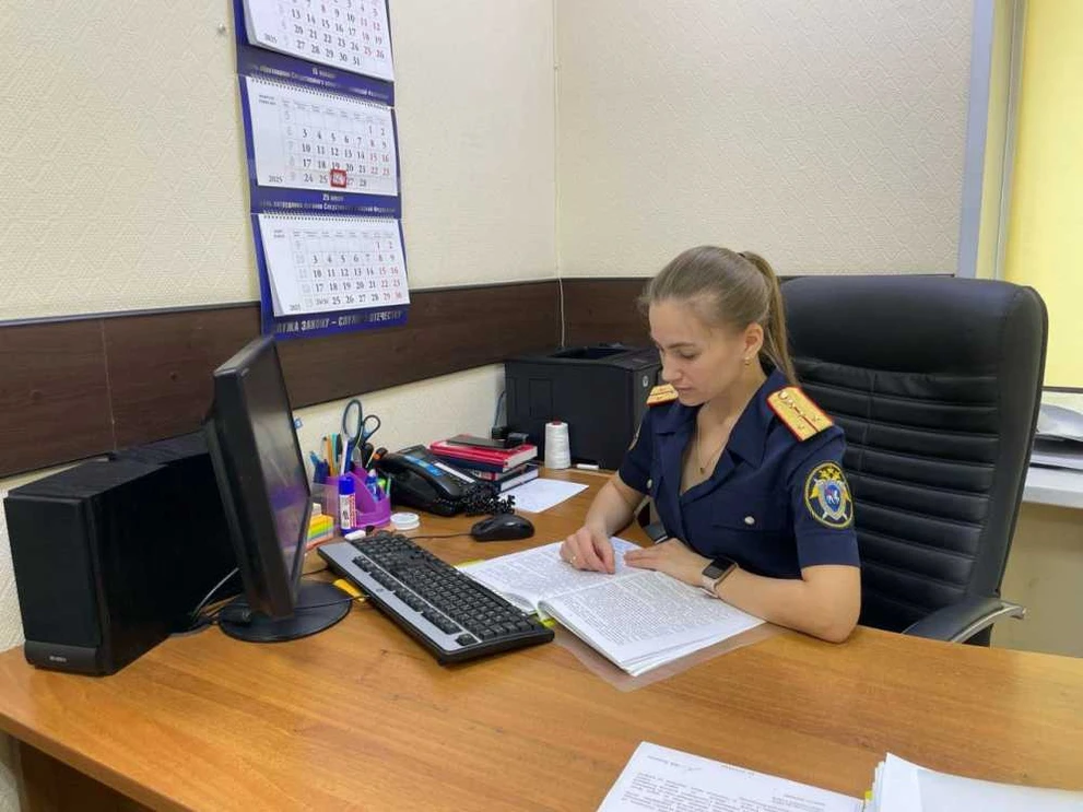 В Томске отправили в суд мужчину обвиняемого в убийстве и угрозах близким  