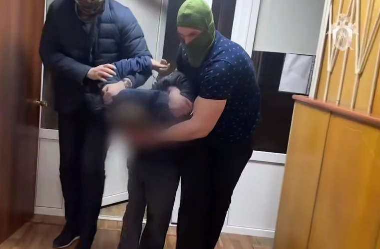 В Красноярском крае задержан отец убитых матерь детей за истязания сына 