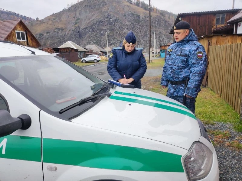 В Хакасии с предпринимателя взыскали почти 400 тысяч рублей за дефектный лодочный мотор