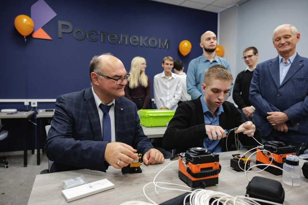 «Ростелеком» открыл учебный класс в Красноярске для подготовки мастеров по обслуживанию абонентов