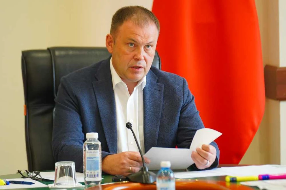 Глава Кузбасса обсудил острые вопросы с укрытиями и топливом 