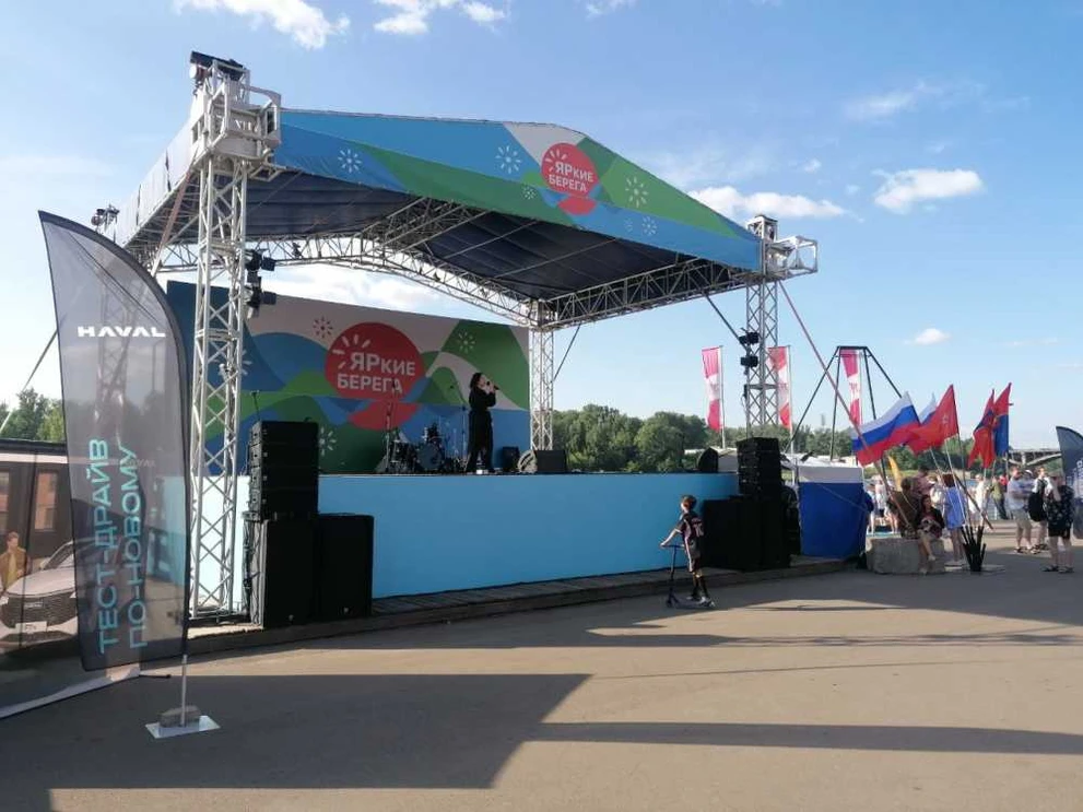 В Красноярске на ЯРких БЕРЕГАХ отметят День семьи, любви и верности