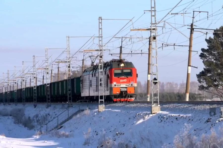 За взятку бывшему зам. начальника Красноярской железной дороги подрядчик оштрафован на 10 млн рублей