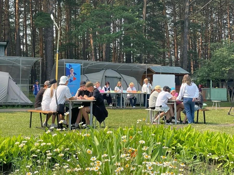 Школьники Красноярского края попробовали себя в разных профессиях