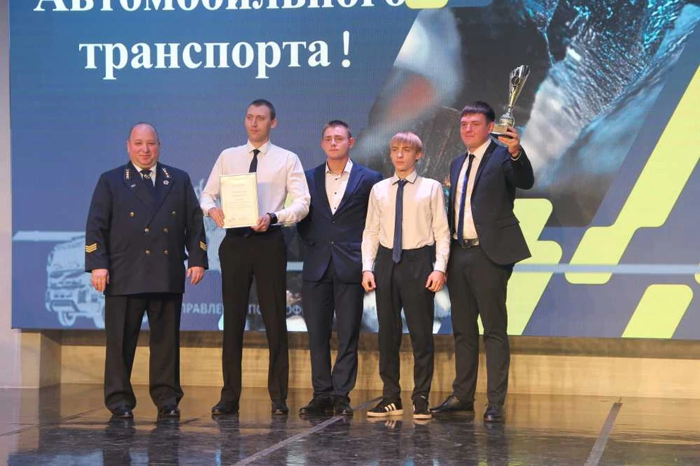 СУЭК-Кузбасс выявила лучших операторов спецтехники по итогам конкурса профмастерства
