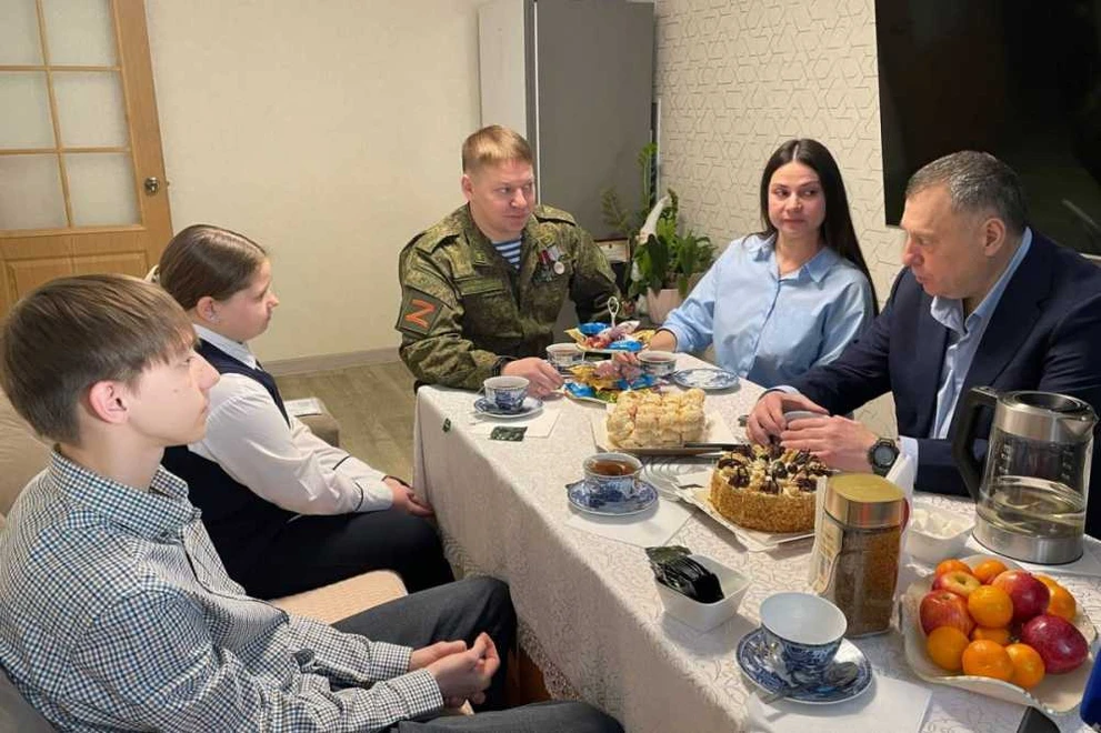 Юрий Швыткин встретился с ветераном СВО из Красноярска